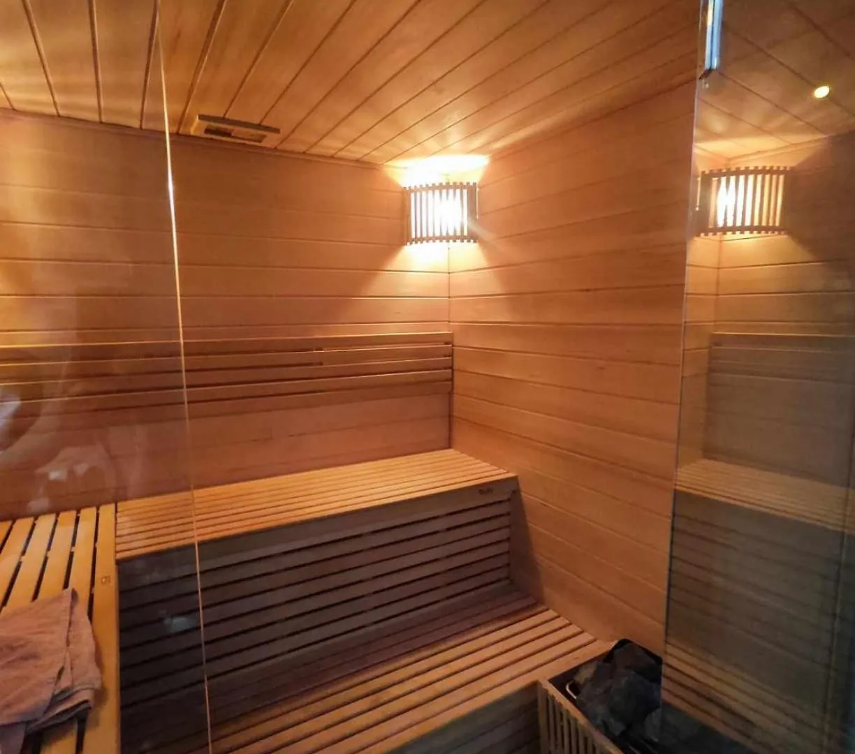Klauzal Luxury Apartment 부다페스트